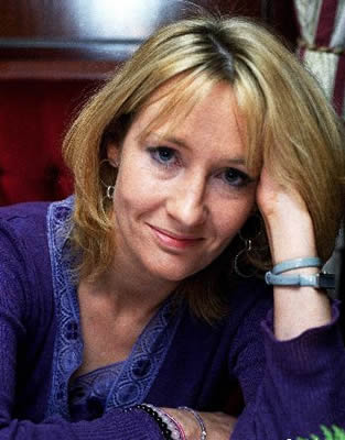 哈利波特的作者罗琳_jk罗琳收入