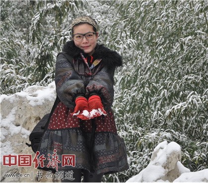 赏王纯华(王春华)创新重彩国画 不用鱼缸 养 神